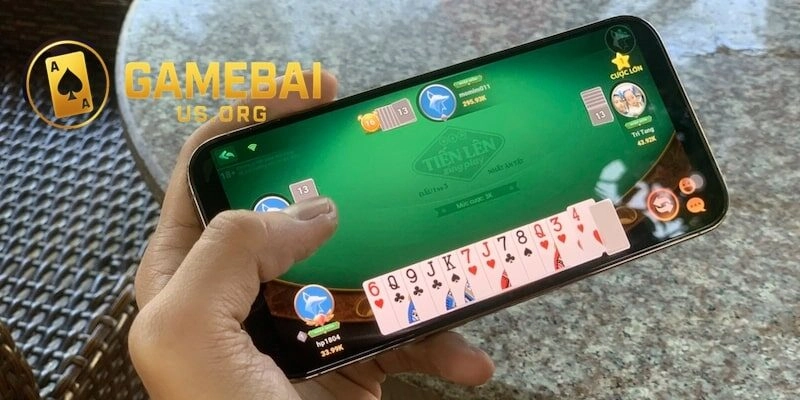 5 lợi ích khi chơi game bài trên điện thoại 